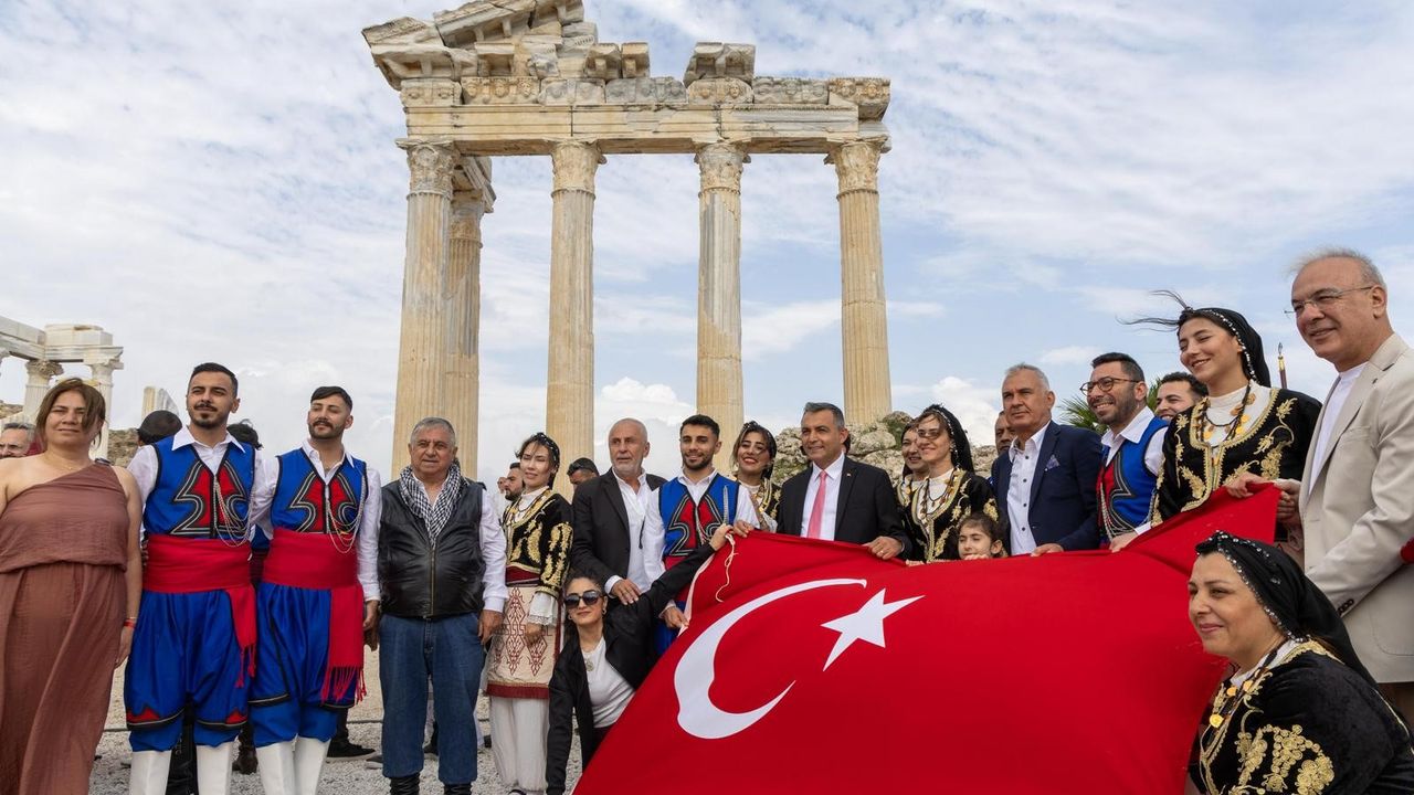Manavgat'ta festival coşkusu başladı