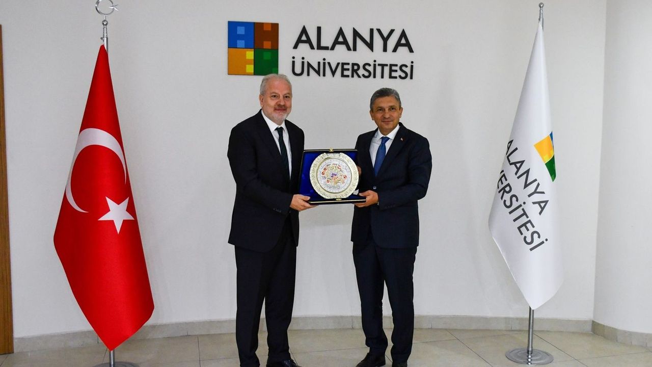 Vali Şahin'den rektör ziyareti