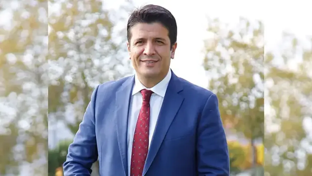 Turgay Genç'ten siyasete hızlı dönüş!