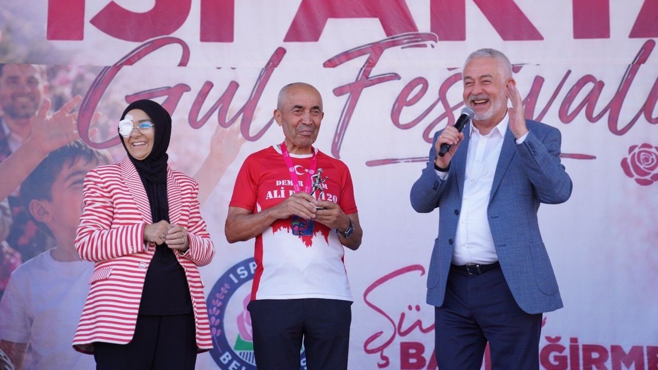 Demir adama bir ödül daha