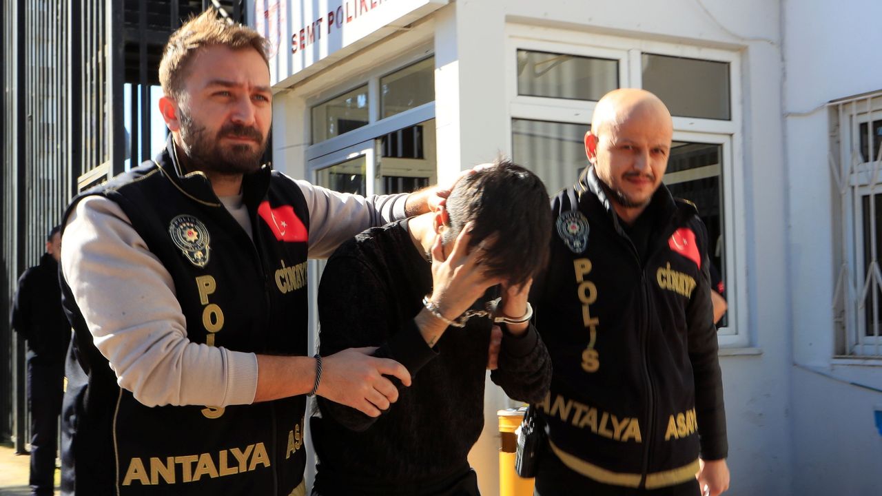 Hamile eşini vurmuştu ilk duruşma gerçekleşti
