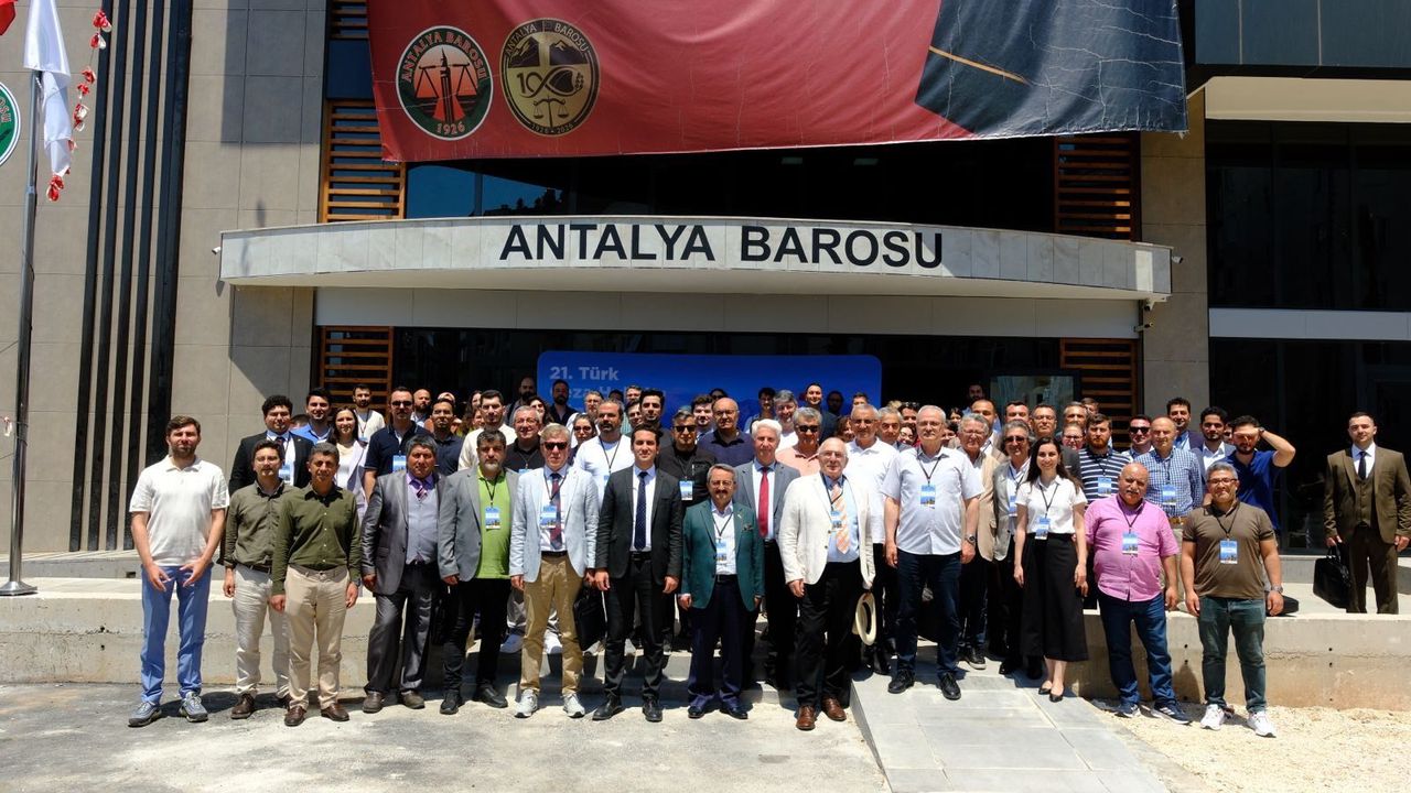 Hukuk dünyası Antalya’da buluştu