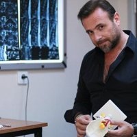 Nöroşirurji Uzmanı Op.Dr. Kerem Bıkmaz 