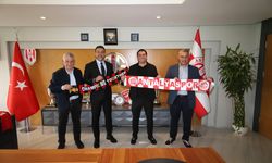 Antalyaspor uluslararası çalışıyor