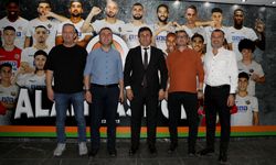 Alanyaspor'un maçı eğitim camiasına ücretsiz