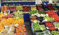 Antalya'da sebze fiyatları düştü