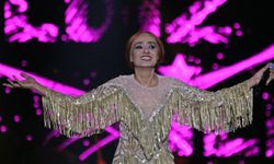 Alanya'da Yıldız Tilbe rüzgarı