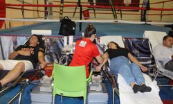 Milli sporculardan kan bağışı