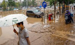 Pekin'de sel: 11 ölü