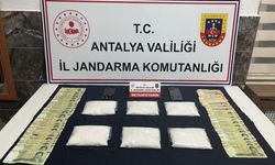 Valizden 3 kilo uyuşturucu çıktı