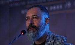 Mehmet Özgür’den oyunculara eleştiri