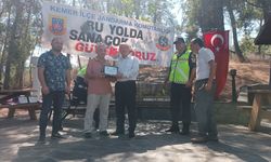 Kemer'de örnek sürücülere plaket verildi