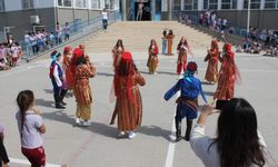 Avrupalı öğrenciler Gazipaşa'da