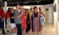 Alışılmışın dışına çıkan resimler bu sergide!