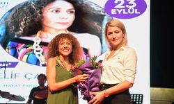 Elif Çağlar Muslu, Konyaaltı'da sahne aldı