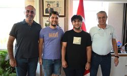 Öğrencilerden Başkan Topaloğlu'na ziyaret