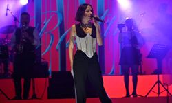 Zeynep Bastık Finikelilerle buluştu