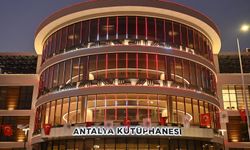 Antalya Kütüphanesi hizmete açıldı