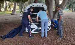 Motora giren kedi 3 saatte kurtarıldı