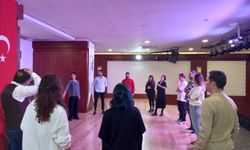 Tiyatro Akademisi'nden büyük başarı