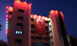 Sokak lambaları kırmızı beyaz aydınlatacak