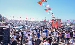 Kepez'de 150 bin kişilik meydan yapıldı