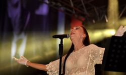 Konyaaltı'dan Leman Sam konseri