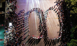 100’üncü yıla özel 100 kişilik zeybek!