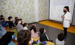Minik öğrencilere diş sağlığı eğitimi