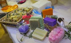 Aromatik bitkilerle sabun yaptılar