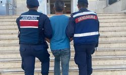 Aranan şüpheliler jandarmadan kaçamadı