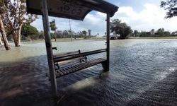 Manavgat'ta deniz suyu taştı