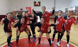 Kepez’in kızları 2’de 2 yaptı