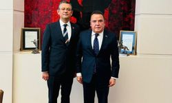 Muhittin Böcek’ten Özgür Özel’e ziyaret