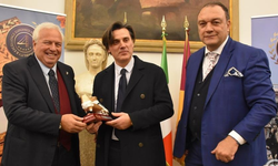 Büyükekşi ve Montella'ya İtalya'dan ödül