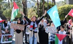 Antalya'da Gazze'ye destek için eylem yapıldı