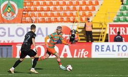 Alanya'da ilk yarıda gol sesi yok!