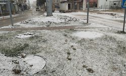 Korkuteli'de kar yağışı başladı