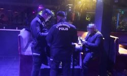 Aranan şüpheli yakayı ele verdi