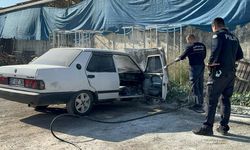 Park halindeki araç alev alev yandı