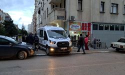 Odasında ölü bulundu