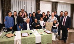 Tiyatroculara iftar yemeği