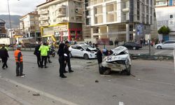 Antalya'da zincirleme kaza: 2 ölü 4 yaralı