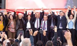 Döşemealtı'da miting gibi açılış