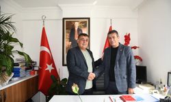 Başkan Yıldırım'dan CHP İlçe Başkanlığı'na ziyaret