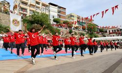 Alanya'da Gençlik Yürüyüşü