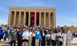 Öğrencilerden Anıtkabir ziyareti