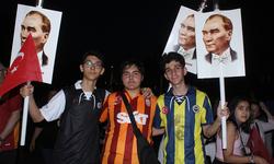 Her yerde kavga  Antalya’da dostluk