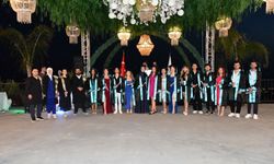 Alanya'da mezuniyet sevinci