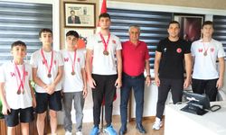 Genç sporculardan Topaloğlu'na ziyaret